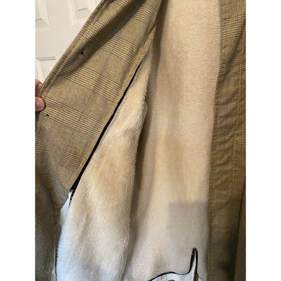 Tan Plaid Men's 40 or Large Vintage Overcoat Trench Coat Zip Out Lining - Picture 4 of 8